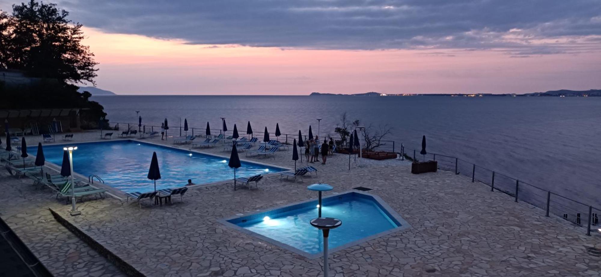 Artemis Beach House วญอเรอ ภายนอก รูปภาพ