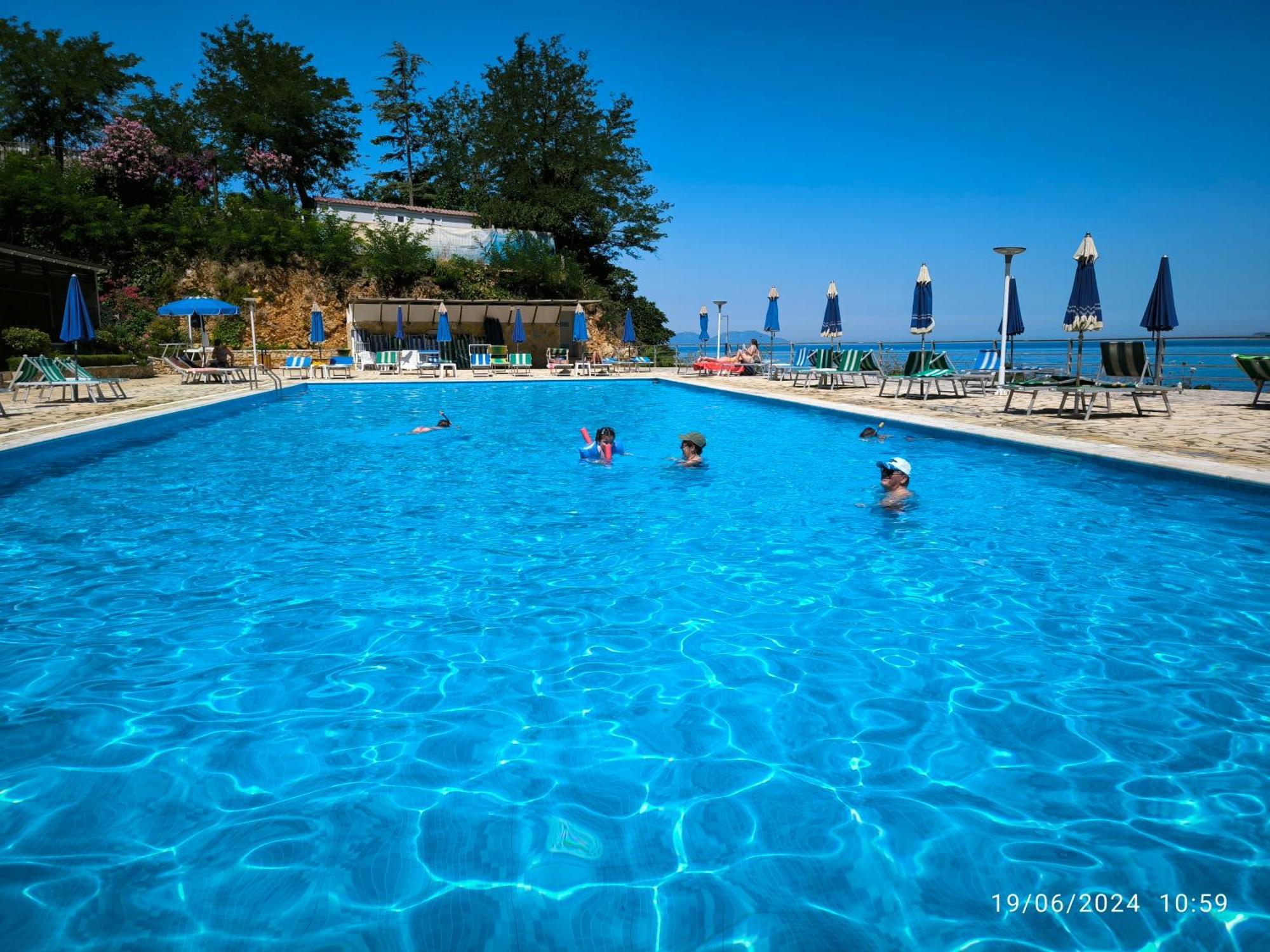 Artemis Beach House วญอเรอ ภายนอก รูปภาพ